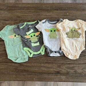 Baby Yoda Onesie Set